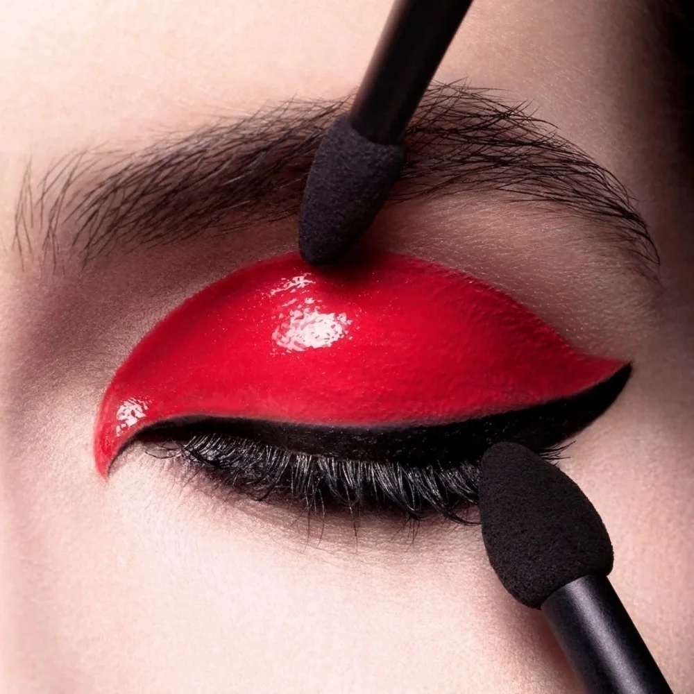 Surratt Shu Iro | Lacquer Red Lid Lacquer / Eyeshadow